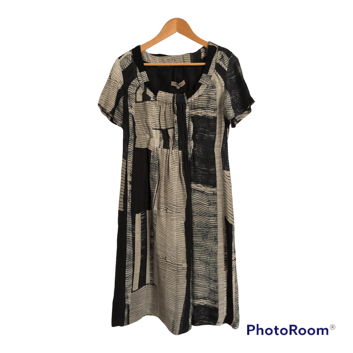 Jigsaw 100% Silk Short Sleeve Empire Dress Blue Grey/White Block Print UK Size 10 - Ava & Iva