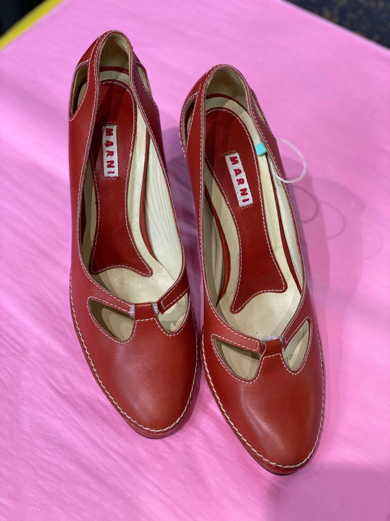 Marni Vintage Style Red Shoes Size 40 Unworn - Ava & Iva