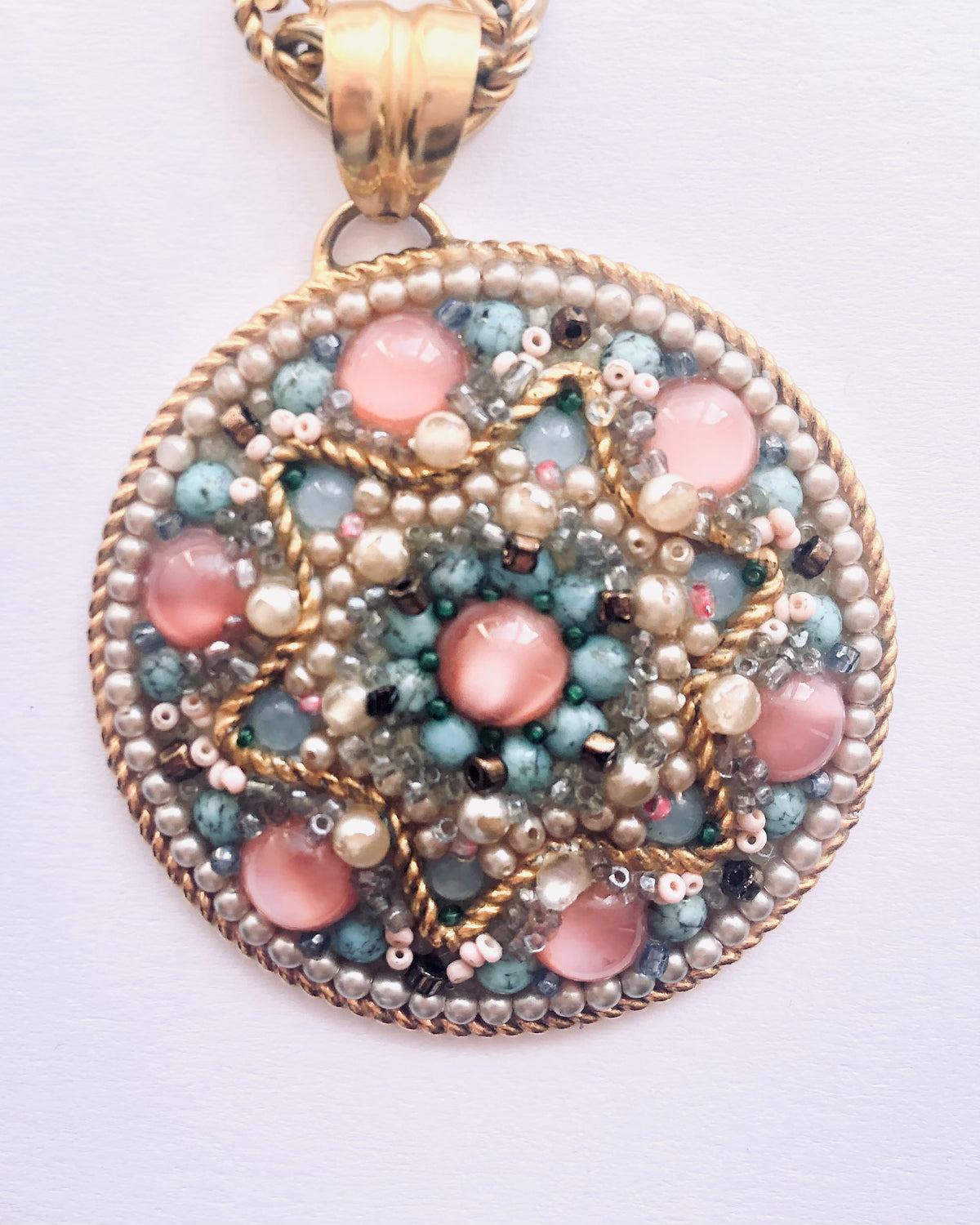 Vintage Gold Tone Single Strand Long Cable Chain Necklace w/ Large Pink and Grey-Blue Beaded Circular Pendant - Ava & Iva
