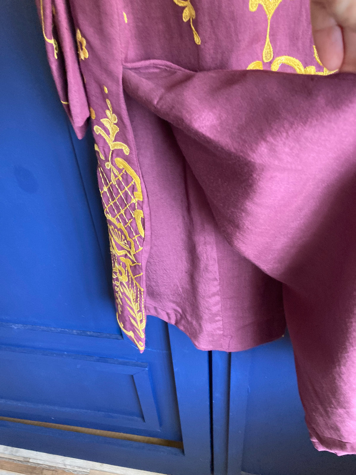 Frangipani Linen Burgundy and Gold Long Sleeved Coat UK Size Large - Ava & Iva