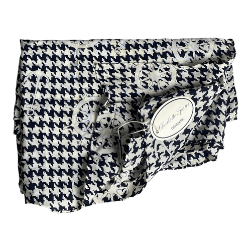 Charlotte Sparre Black and White Dogtooth Pattern Scarf - Ava & Iva
