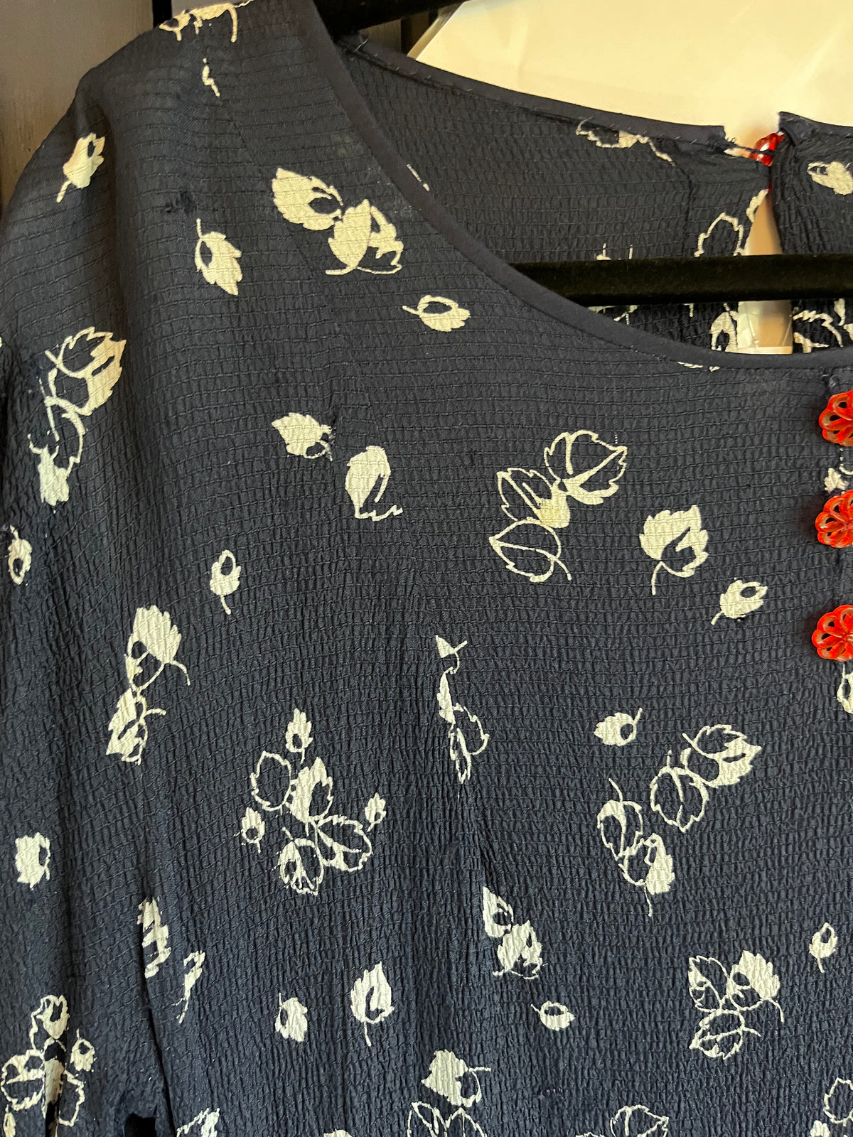 Vintage Navy And White Floral 3/4 Sleeved Dress UK 16 - Ava & Iva