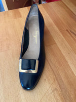 Salvatore Ferragamo Leather Black Pump Style Shoe UK Size 5.5. - Ava & Iva