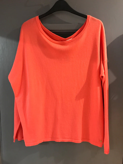 Petits hauts peach jumper (O/S) - Ava & Iva