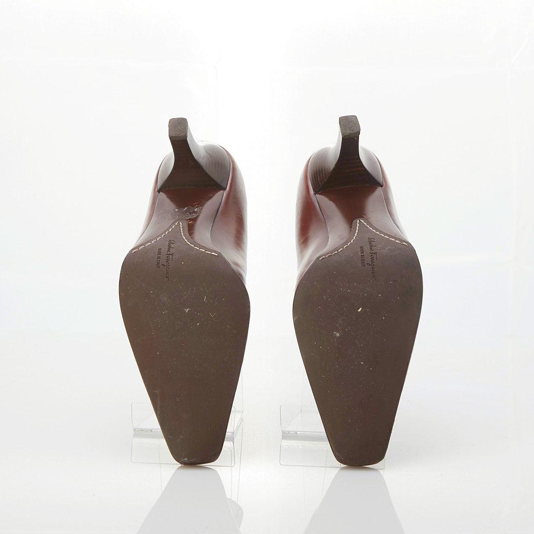 Salvatore Ferragamo Leather Brown Court Style Shoe UK Size 6.5. - Ava & Iva