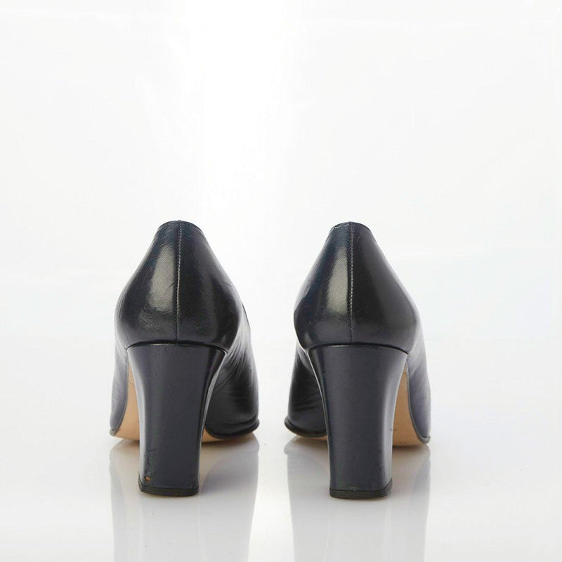 Bally Leather Navy Blue Court Shoe UK Size 6. - Ava & Iva