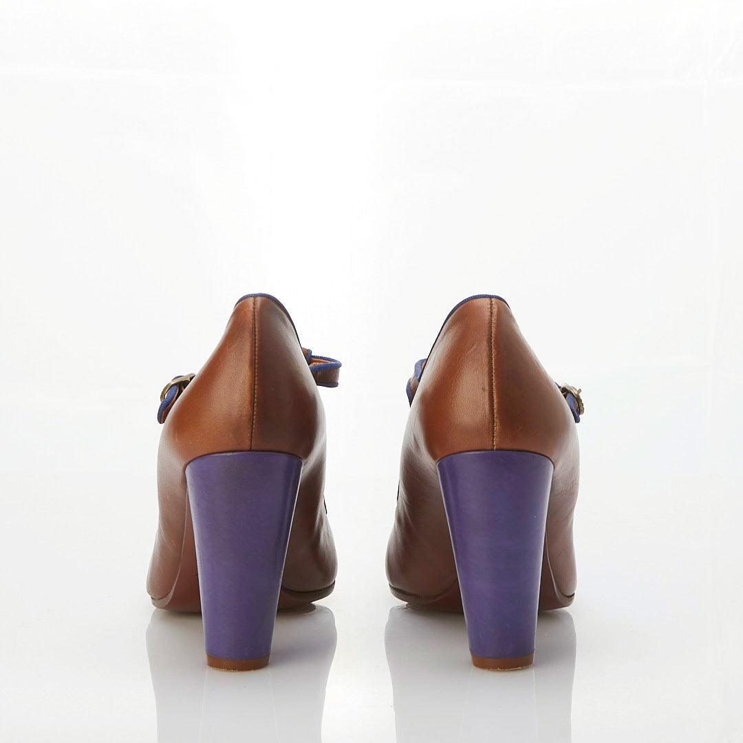 Chie Mihara Leather Tan & Blue Mary Jane Style Shoe UK Size 6. - Ava & Iva